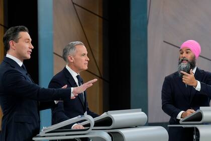 Carney dice que reducir barreras comerciales en Canadá será más importante que daño por aranceles