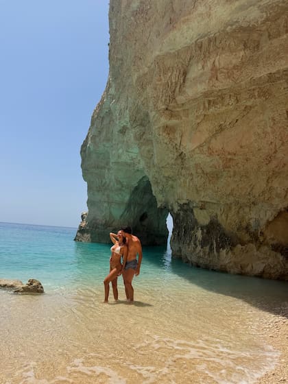 Caro Calvagni y Nico Tagliafico durante sus vacaciones en Grecia (Foto: Instagram @tagliafico3)