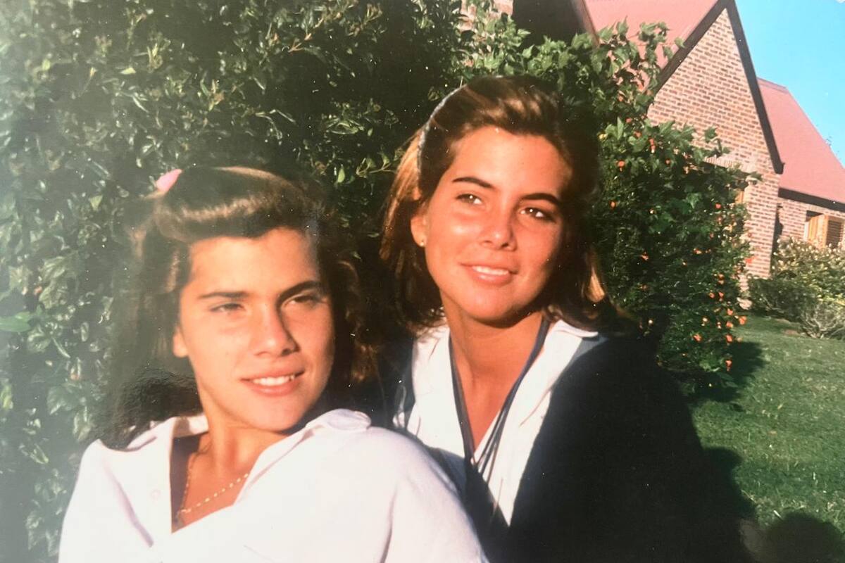 Carola Bachiller y su hermana, María Luz