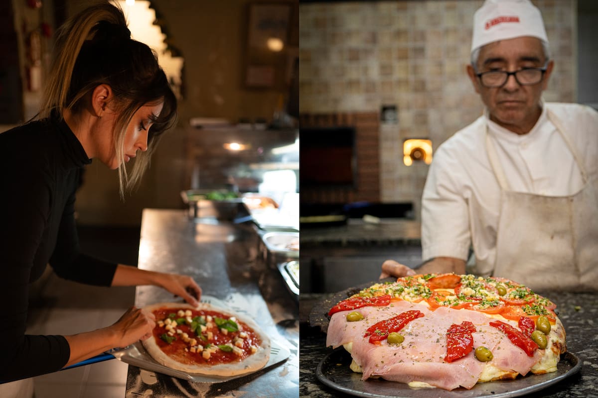 Carola Santoro, de Ti Amo, con una pizza "napoletana", y uno de los pizzeros de la Americana, con una clásica porteña de media masa