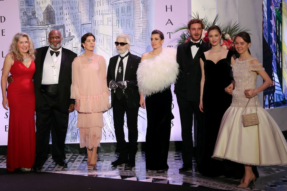 Carolina de Mónaco, Karl Lagerfeld, Charlotte Casiraghi, Pierre Casiraghi, Beatrice Borreomeo y Alexandra de Hannover