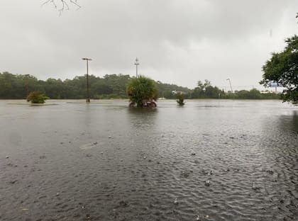 Carolina del Sur sufrió severas inundaciones en las últimas horas, a causa del ciclón tropical Debby