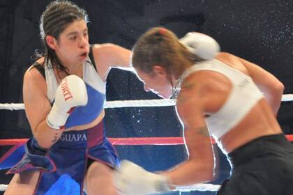 Carolina Duer se impuso por puntos ante Mayra Gómez