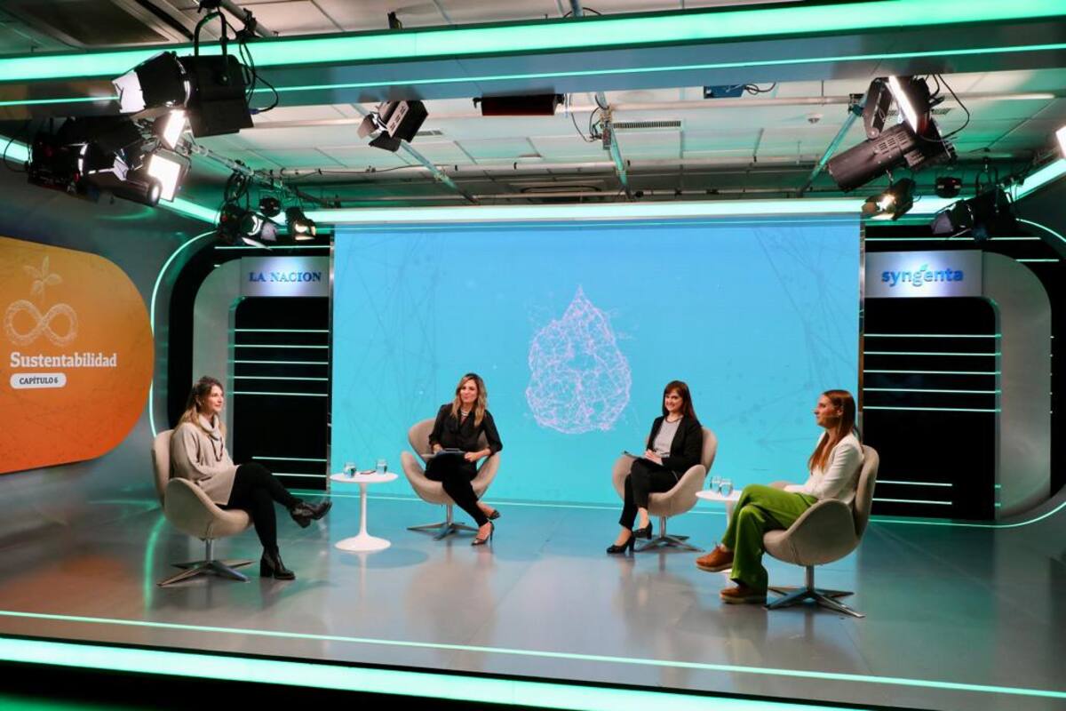 Carolina Ulla (Siglo 21), Carla Quiroga (LA NACION), Silvia Stang (LA NACION) y Clara Di Ció (Rehau)