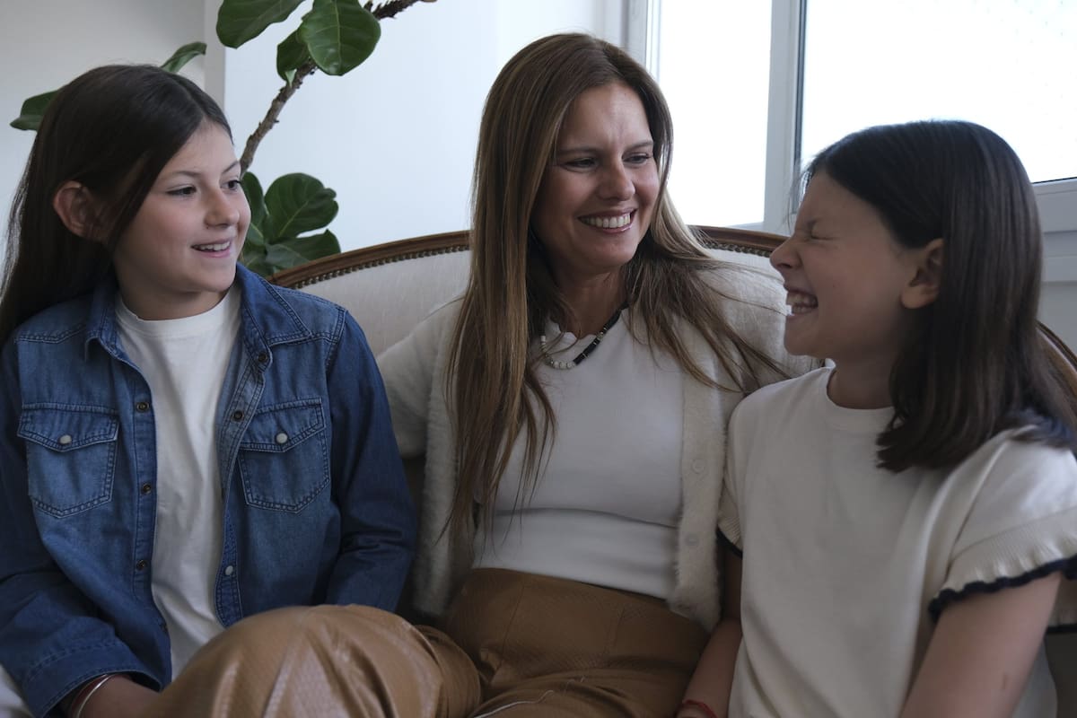 Carolina Von Hartenstein, con sus hijas Anita e Inés