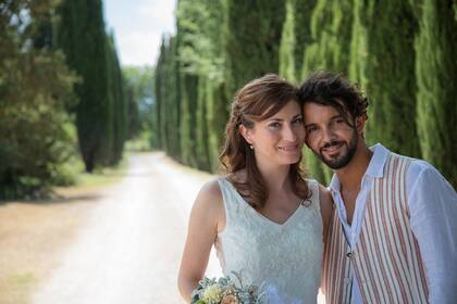 Carolina y Guido se casaron en Toscana.