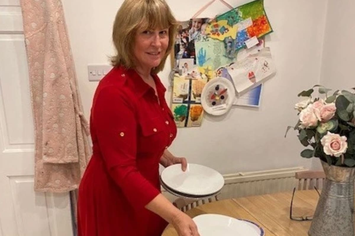 Caroline tuvo una singular idea para no afectar su economía en esta temporada navideña