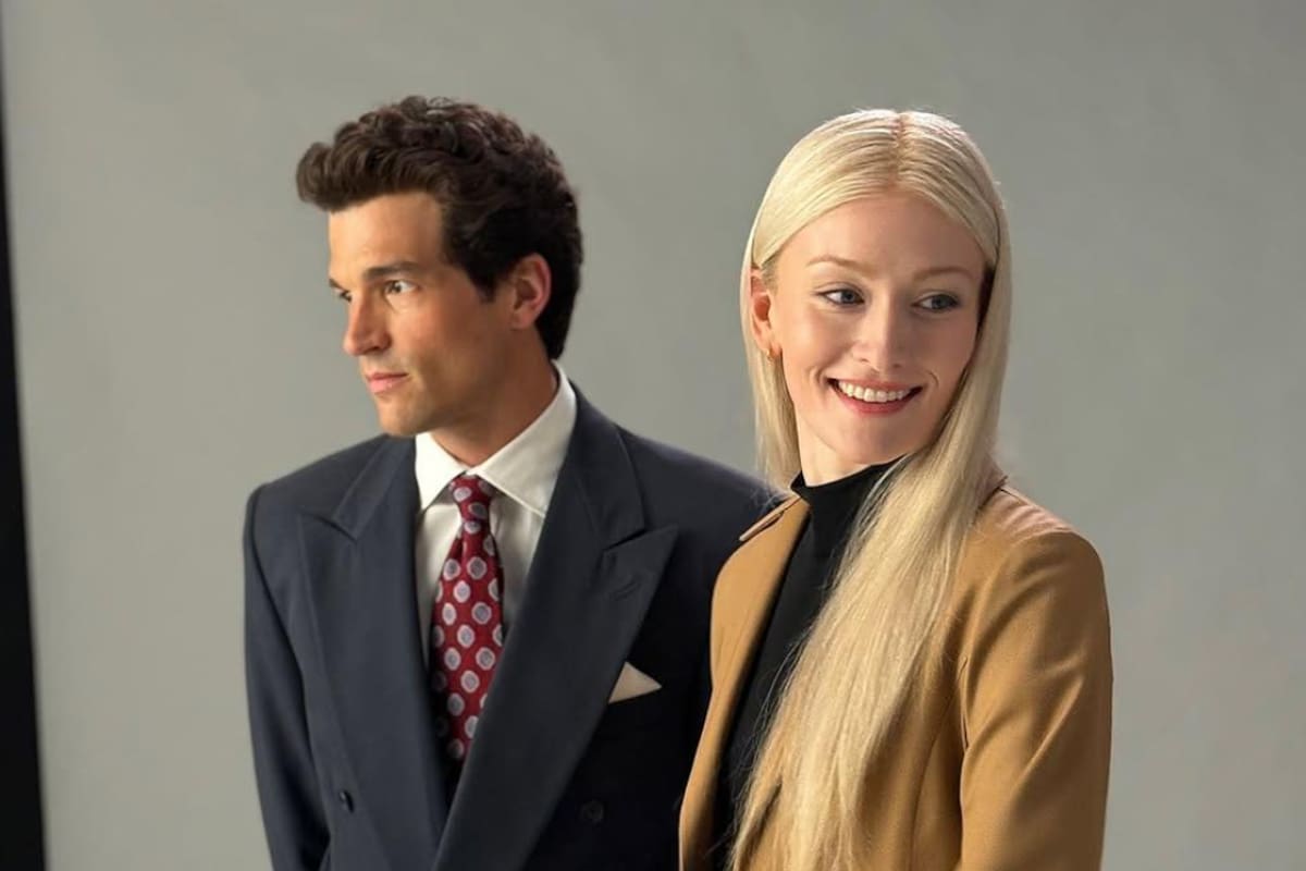 Carolyn Bessette y John F. Kennedy Jr. interpretados por los actores Sarah Pidgeon y Paul Kelly Foto: Ryan Murphy