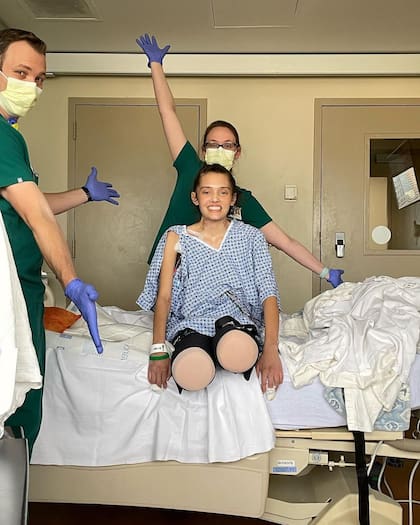 Carolyn Claire Bridges, la modelo estadounidense que perdió las piernas a raíz de complicaciones por el Covid-19 (Crédito: Instagram/@clurby)