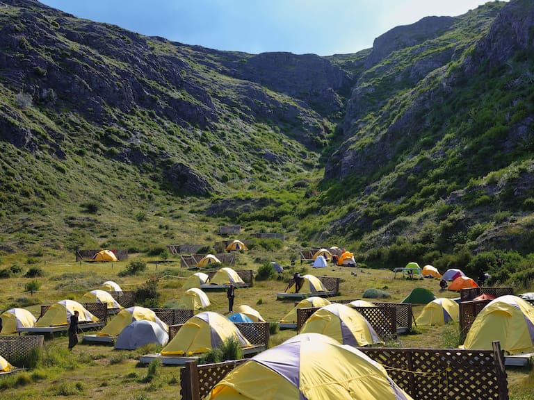 Carpas en el refugio Paine Grande