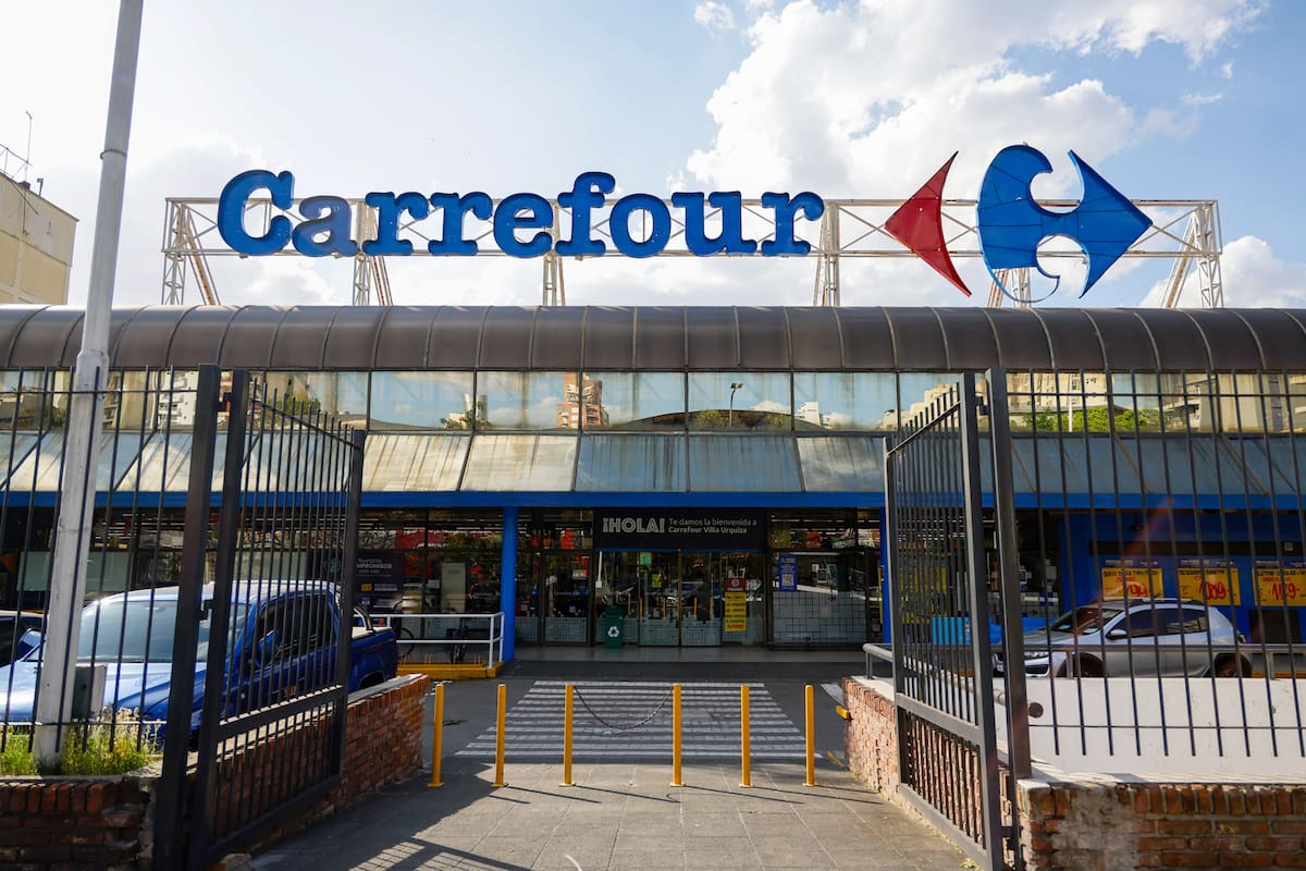 Carrefour acaba de cerrar la compra de Súper A, una cadena mendocina que cuenta con 16 locales en su provincia.