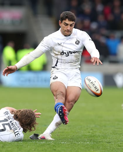 Carreras había sido criticado por una decisión táctica en la derrota de Bath en la semifinal de la última temporada; ahora brilló en el comienzo de la campaña con una maniobra extraordinaria.