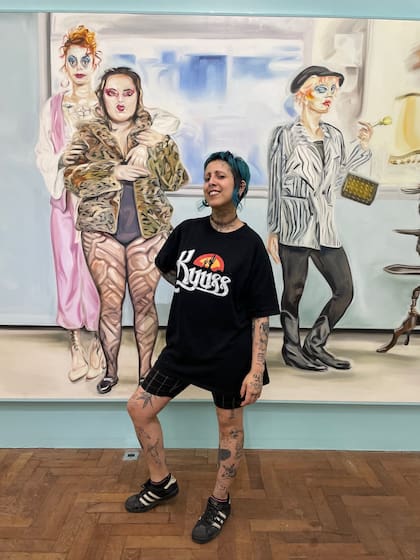 Carrie Bencardino con sus pinturas en Piedras