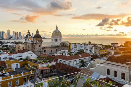Las personas de Cáncer se sentirán cómodas en una ciudad como Cartagena de Indias, en Colombia, que combina edificios de valor histórico con playas tropicales