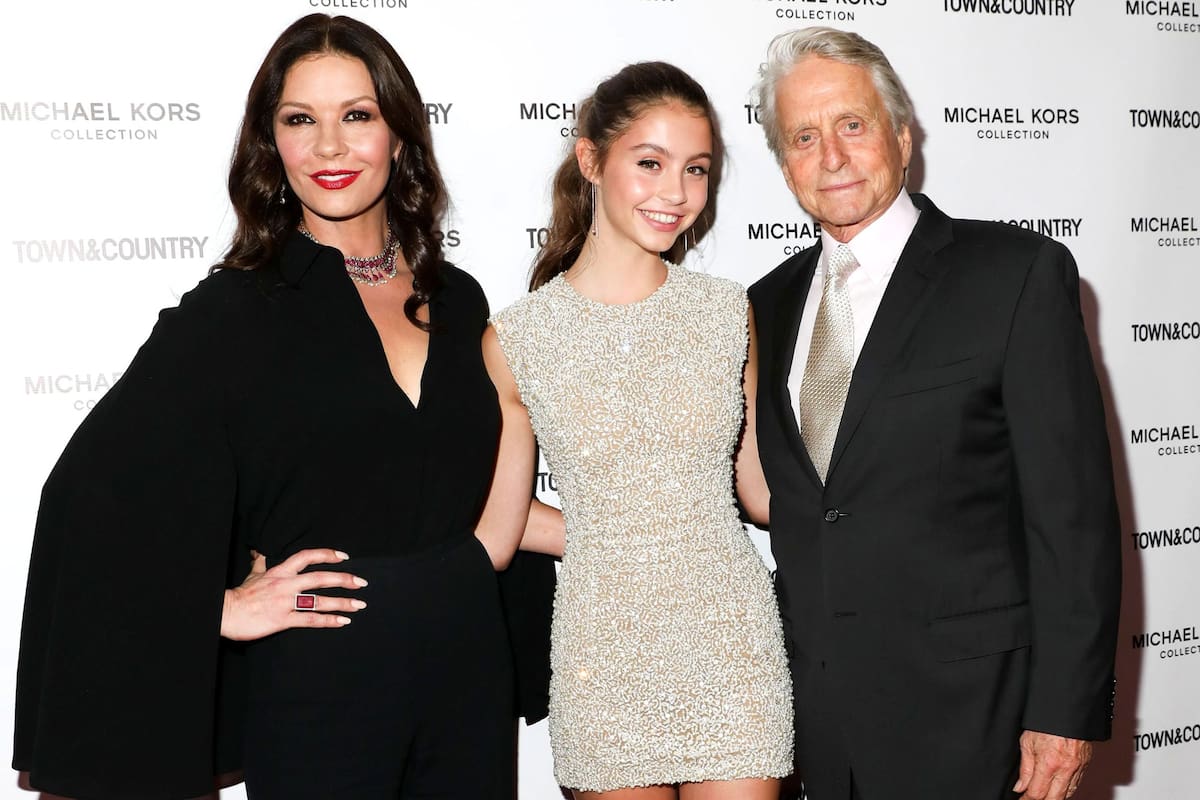 Carys Zeta Douglas heredó la belleza y estilo de sus padres