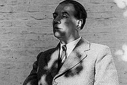 Borges inició su carrera como conferencista profesional a mediados de la década de 1940