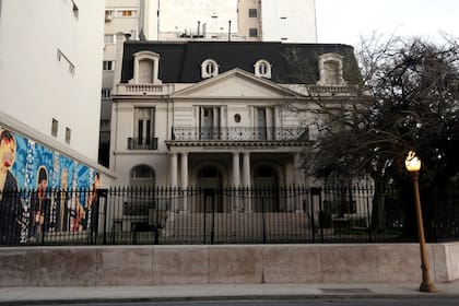 Casa Grande Nestor Kirchner Carlos Pellegrini 1289