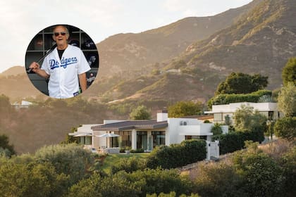 Casa que puso a la venta el actor Christopher Lloyd (Instagram @mrchristopherlloyd/compass.com)