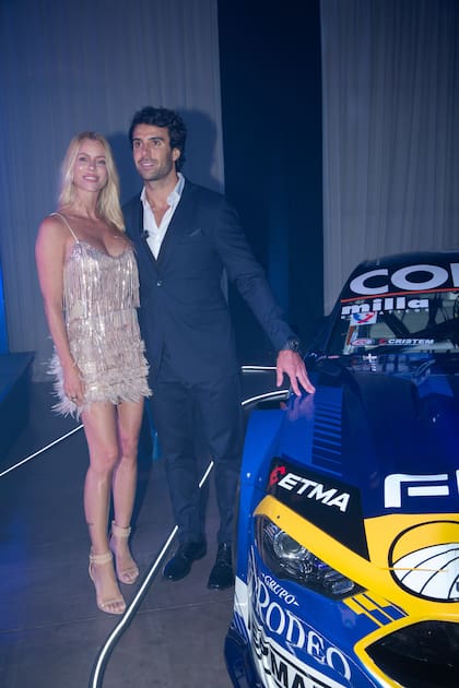 Casados desde diciembre de 2023 (celebraron su boda con cuatrocientos invitados en una estancia de Exaltación de la Cruz), Manu y Nicole se apoyan en sus respectivos compromisos laborales.