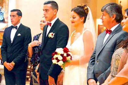 Casamiento de Ramiro con Rocío, con Rogelio de testigo, como no podía ser de otro modo
