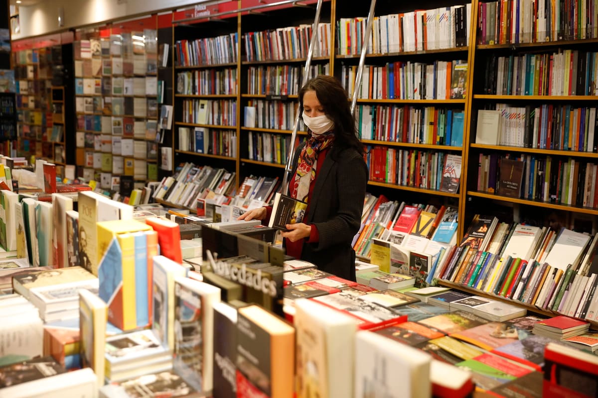 Casas de música, librerías y casas de regalos abiertas en la ciudad de Buenos Aires