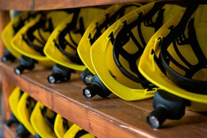 Cascos para entrar a la mina en La Carolina.