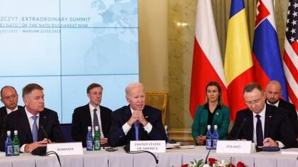 Casi al mismo tiempo que Wang, el presidente de EE.UU., Joe Biden, realizó una gira por Europa para respaldar su posición con Ucrania.