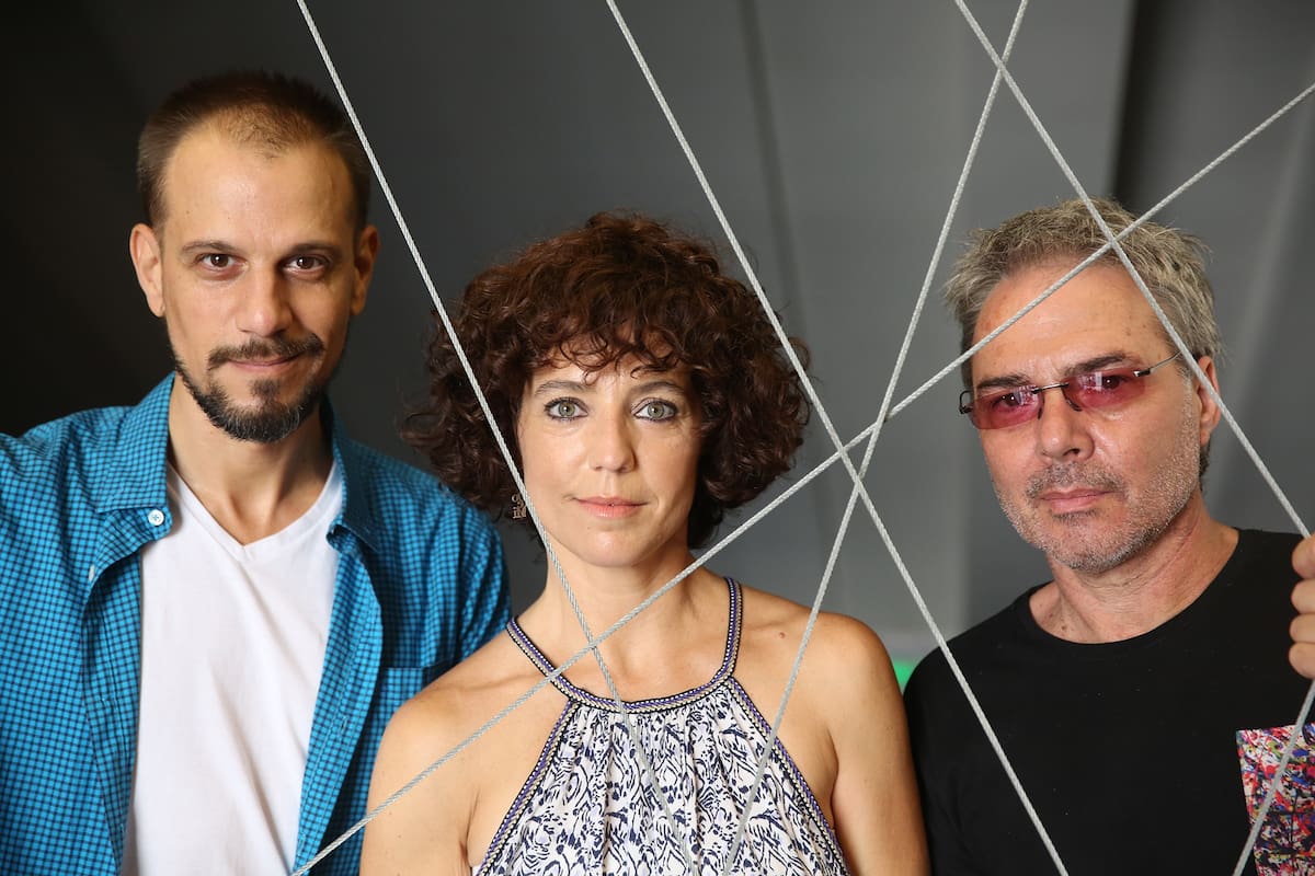 Casi Normales. Laura Conforte, Martín Ruiz y Julio Panno