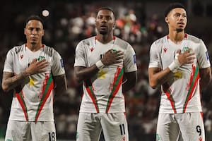 El país que pertenece a Sudamérica, juega en el Caribe y está lleno de europeos: ahora pelea por ir al Mundial 2026