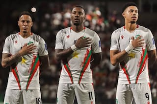 El país que pertenece a Sudamérica, juega en el Caribe y está lleno de europeos: ahora pelea por ir al Mundial 2026