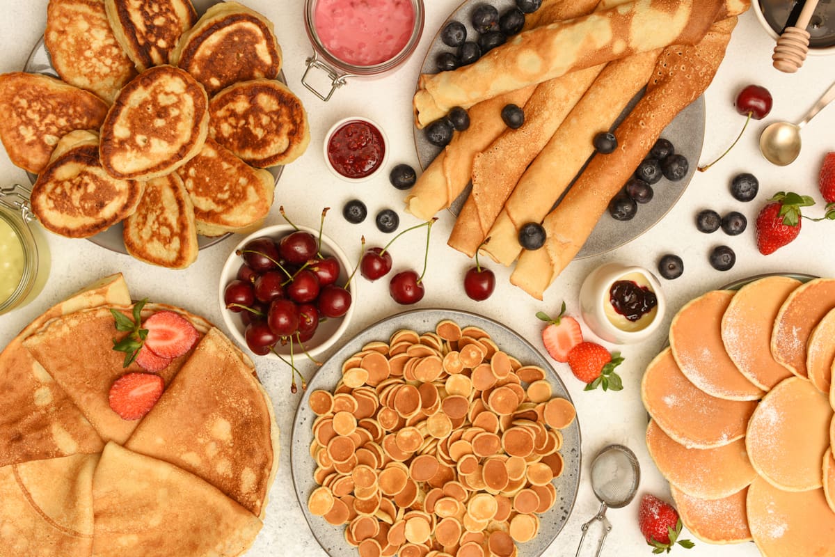 Casi todos los países y hogares tienen su versión propia de pan cakes, es decir, tortas hechas en sartén.