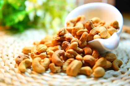 Son ideales para consumir como snack entre comidas por su aporte de energía y nutrientes: 100 gramos de castañas de cajú aporta 574 calorías