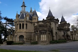 El castillo de Luján detenido en el tiempo que, tras más de 100 años, aún pertenece a la misma familia