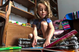 Catalina tiene 5 años y es una lectora en potencia: se fascina con los libros ilustrados con sonidos, música y propuestas participativas