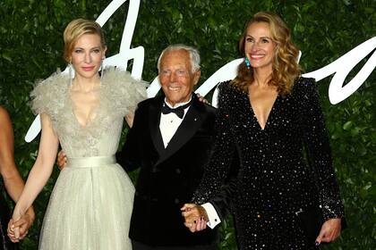 Cate Blanchett, Giorgio Armani y Julia Roberts. Una simbiosis, la del cine y Armani, que es sinónimo de éxito