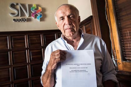 "No tenía ningún tiro. Llegó al hospital con lesiones incompatibles con la vida", dijo Ismael Passaglia, uno de los médicos que asistió a Carlitos