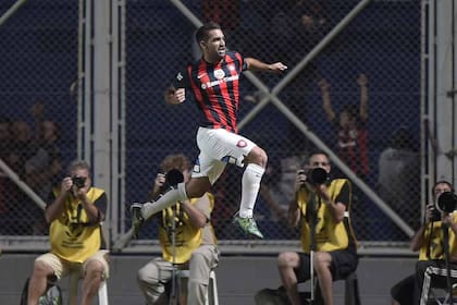 Cauteruccio formó parte del plantel de San Lorenzo que se coronó campeón de la Copa Libertadores 2014