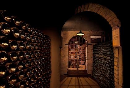 Cava histórica de Bodega Norton, donde se encuentran las 1000 botellas del Semillón 1959