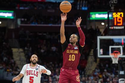 Cavaliers aseguran 1er puesto en la Conferencia Este con victoria 135-113 sobre Bulls