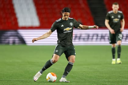 Cavani debe darle una respuesta a Riquelme a fin de mes. (AP Photo/Fermin Rodriguez)