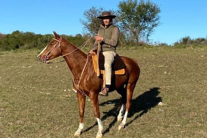 Cavani en su campo de Salto, Uruguay