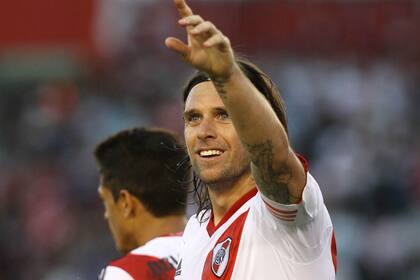 Cavenaghi podría ausentarse todo el torneo