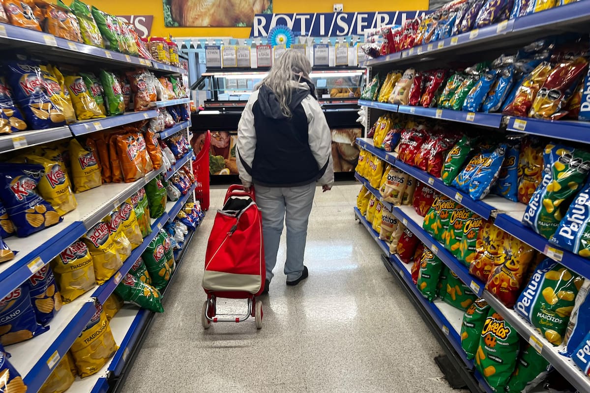 Cayeron en julio las ventas en supermercados y autoservicios
