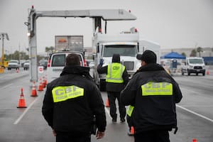 Conducía un camión, quiso cruzar desde México y la CBP le encontró cargamento ilegal de más de US$600 mil