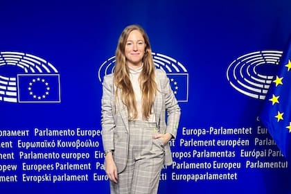 Cecilia Danesi es una abogada argentina especializada en tecnología; analizó el impacto que la nueva reglamentación de implementación de inteligencia artificial afectará a las compañías que estén fuera de la Unión Europea