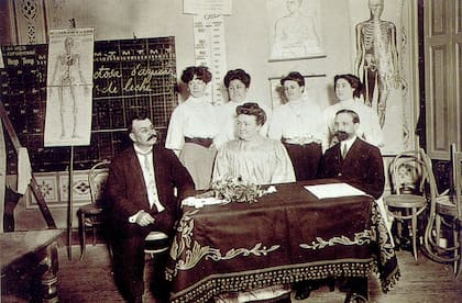 Cecilia Grierson, la primera mujer en tener un título universitario: se recibió de médica en 1889 y se dedicó a la docencia universitaria