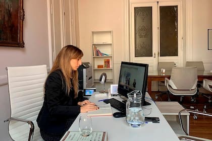 Cecilia Nicolini: una "fixer" para Alberto Fernández clave en la relación con Rusia