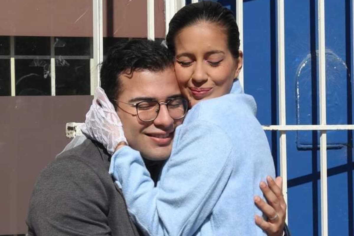 Cecilia Strzyzowski y César Sena, quien está detenido