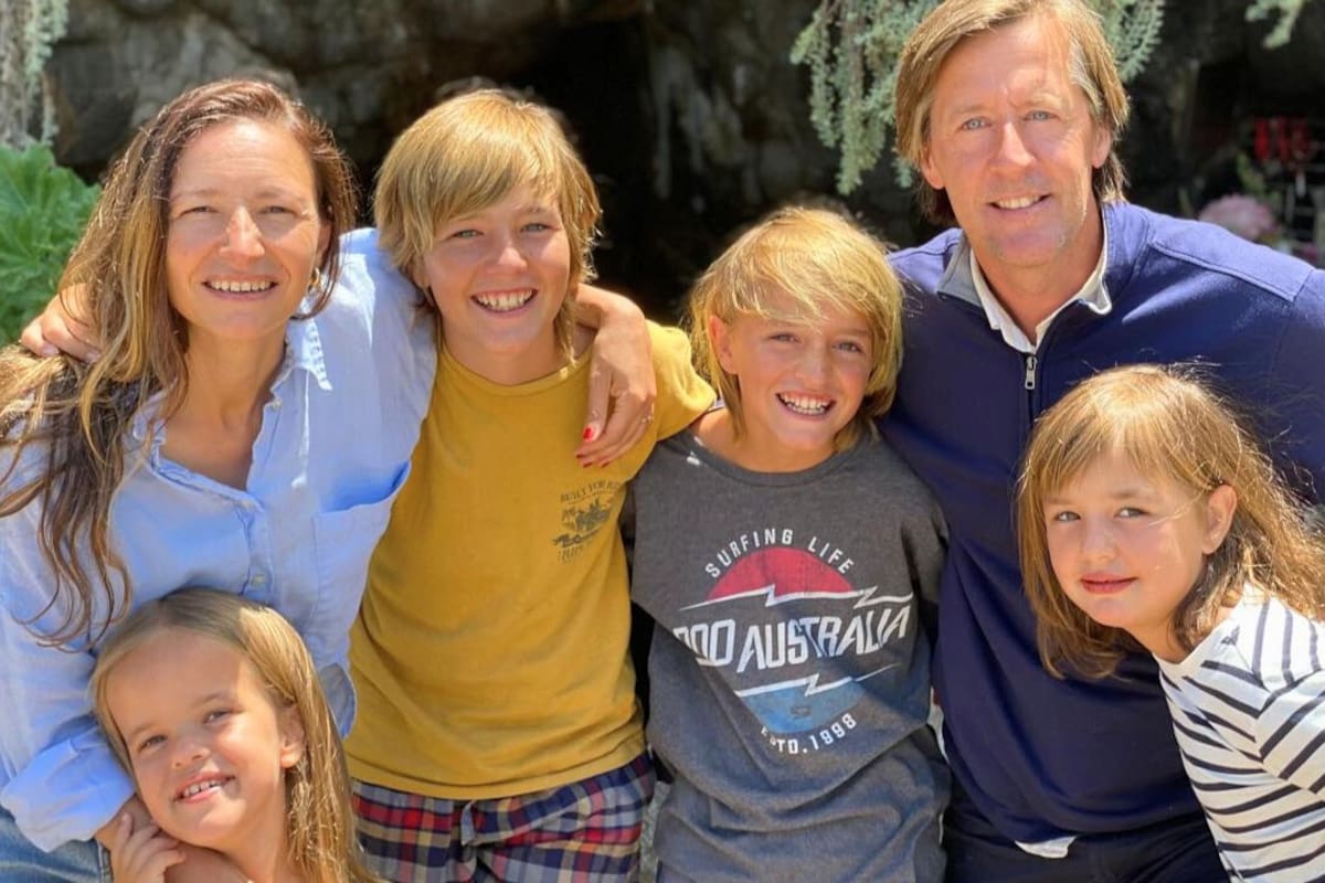 Cecilia y Roon con la familia completa