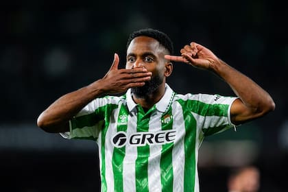 Cedric Bakambu, jugador de Betis, una de las grandes figuras de Congo